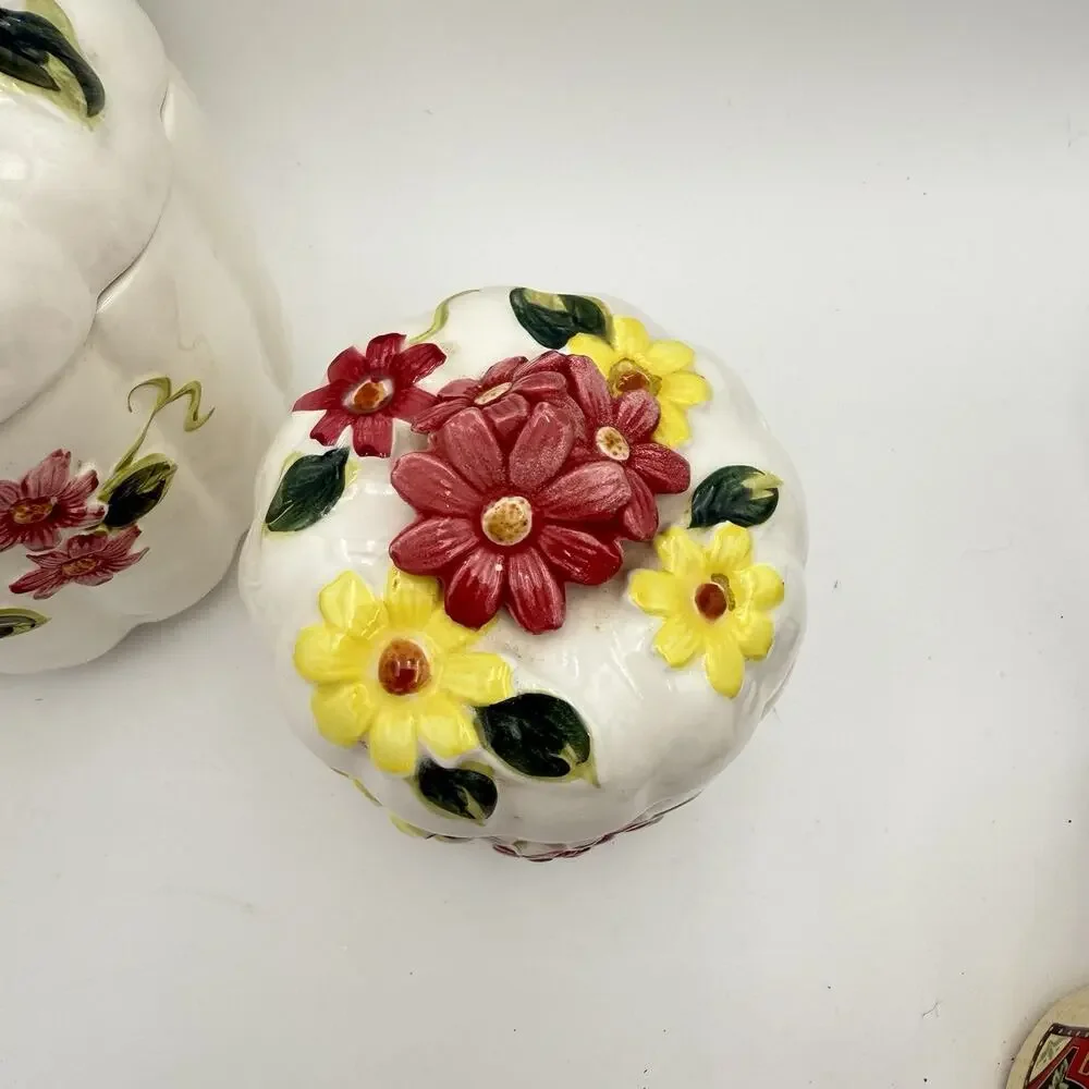 Butterfly Flower 3D White Pumpkin MCM Canister Set 1950s Cottagecore Floral VGC‎